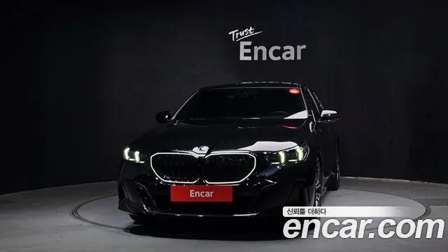BMW 5-Series — Фото автомобиля 3