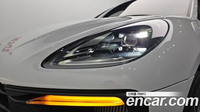 Porsche Macan — Фото автомобиля 19