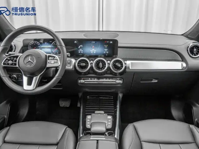 Mercedes-Benz GLB-Class — Фото автомобиля 13