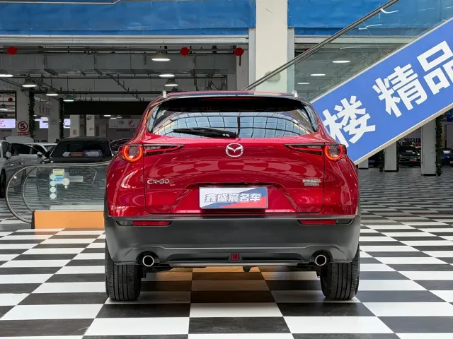 Mazda CX-30 — Фото автомобиля 6