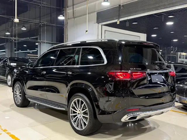 Mercedes-Benz GLS-Class — Фото автомобиля 30