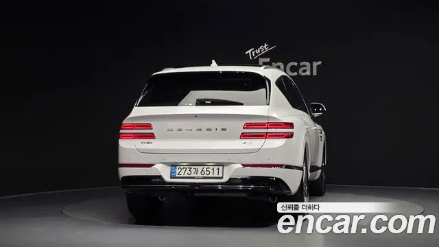 Genesis GV80 — Фото автомобиля 4