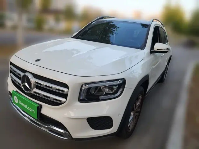 Фотография автомобиля — Mercedes-Benz GLB-Class