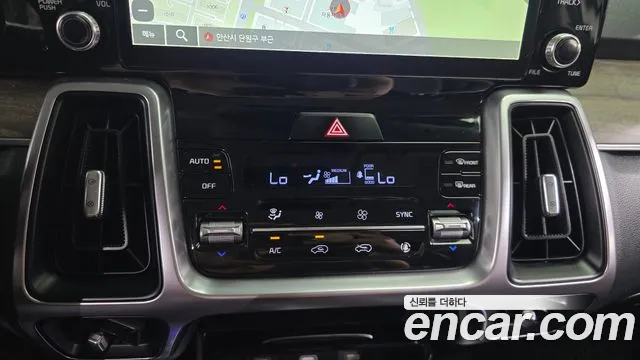 Kia Sorento Sorento 4-е поколение Дизель 2.2 2WD — Фото автомобиля 13