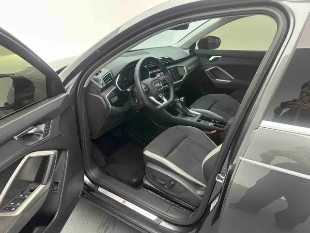 Audi Q3 — Фото автомобиля 9