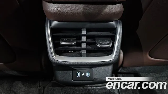 Hyundai Grandeur Grandeur (GN7) 3.5 Бензин 2WD — Фото автомобиля 27