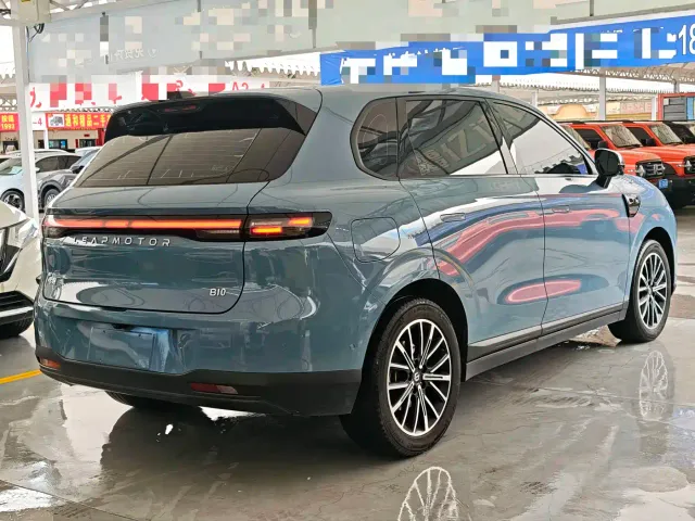 Leapmotor B10 — Фото автомобиля 7