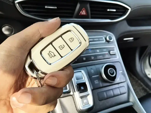 Hyundai Santa Fe — Фото автомобиля 12