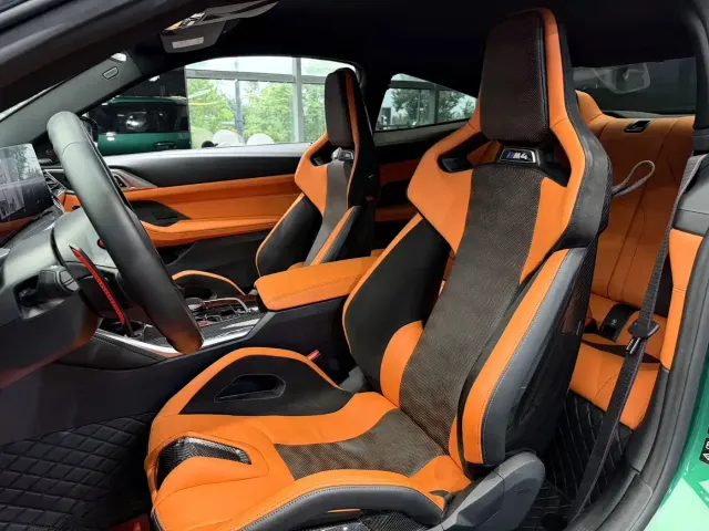 BMW M4 — Фото автомобиля 8