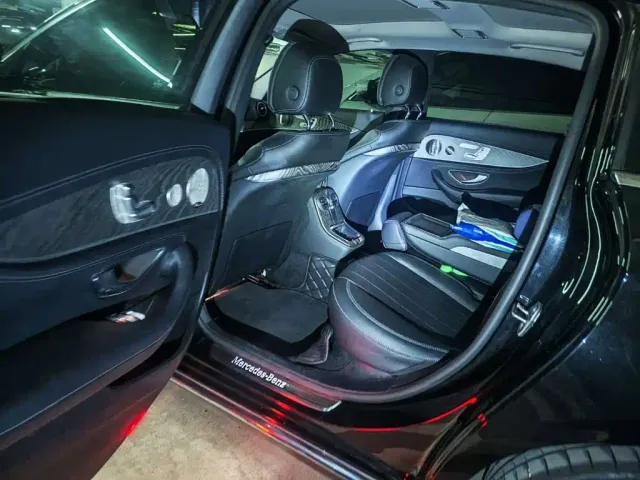 Mercedes-Benz E-Class — Фото автомобиля 7