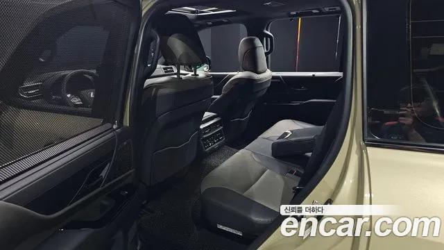 Lexus LX 4th Gen — Фото автомобиля 18