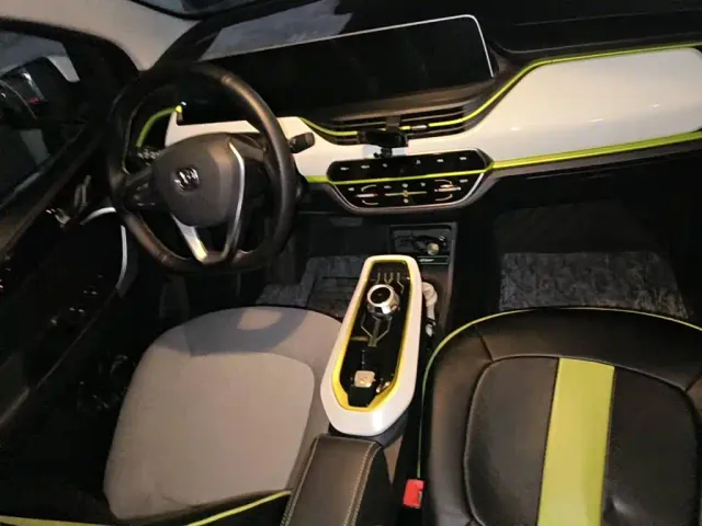 Changan Benben E-Star — Фото автомобиля 12