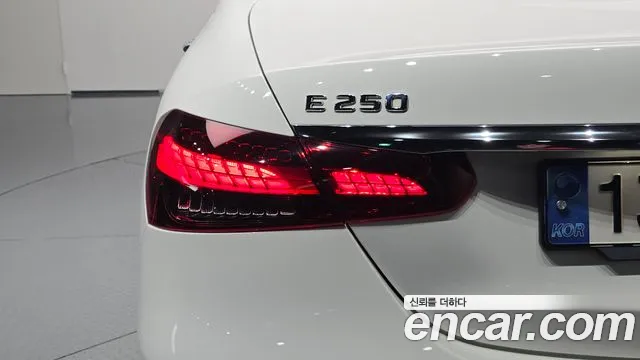 Mercedes-Benz E-Class W213 — Фото автомобиля 8