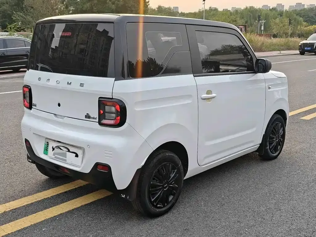 Geely Galaxy Panda 2023 Panda Mini 200km Endurance Bear — Фото автомобиля 4