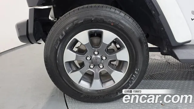 Jeep Wrangler Wrangler (JL) — Фото автомобиля 3