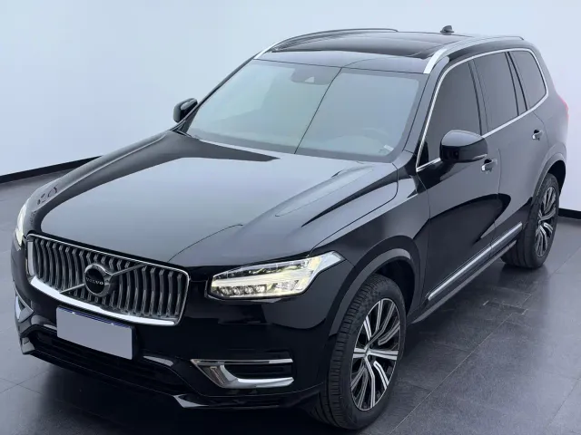 Фотография автомобиля — Volvo XC90