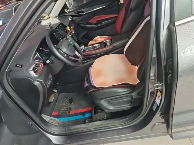 Changan Oushang X5 — Фото автомобиля 14