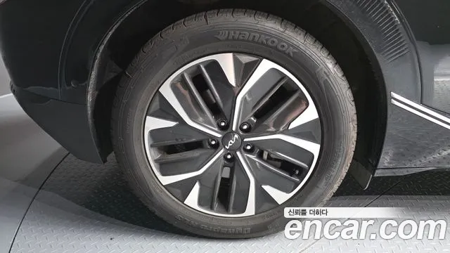 Kia EV6 — Фото автомобиля 5