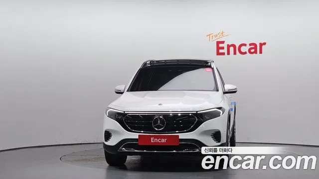 Mercedes-Benz EQB X243 — Фото автомобиля 3