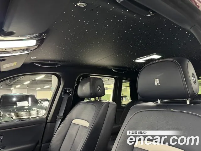 Rolls-Royce Cullinan — Фото автомобиля 18