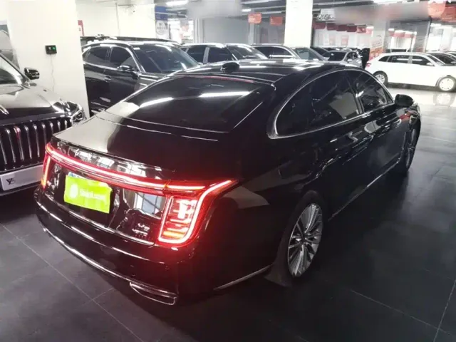 Hongqi H9 — Фото автомобиля 6