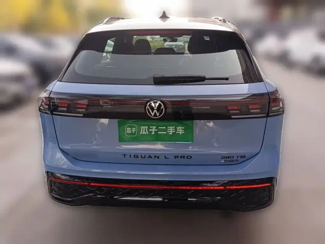 Volkswagen Tiguan L — Фото автомобиля 5