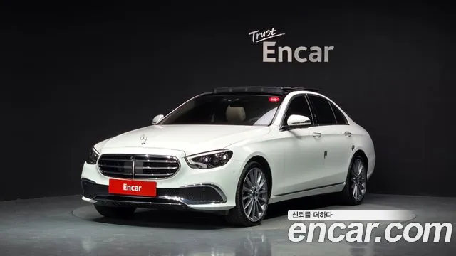 Фотография автомобиля — Mercedes-Benz E-Class W213