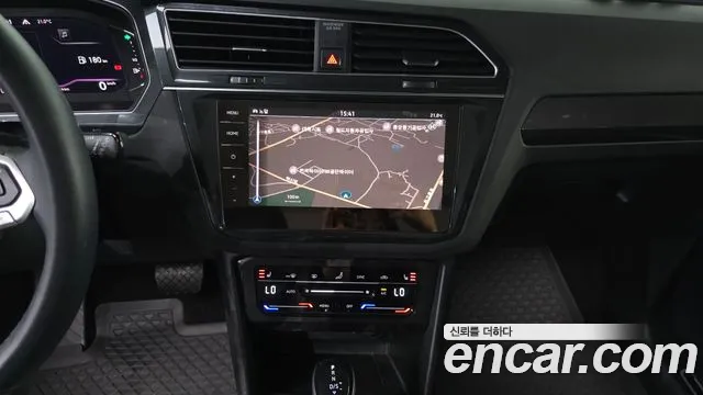 Volkswagen Tiguan Tiguan 2 поколение 2.0 TDI 4Motion Prestige — Фото автомобиля 10