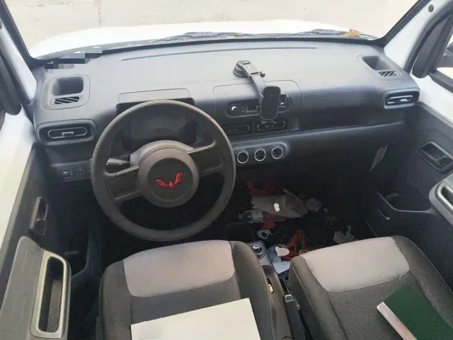 Wuling Zhiguang NEV — Фото автомобиля 5