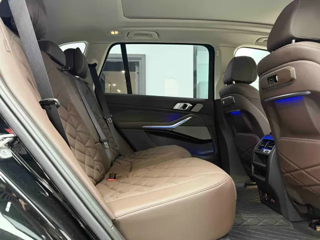 BMW X5 — Фото автомобиля 8