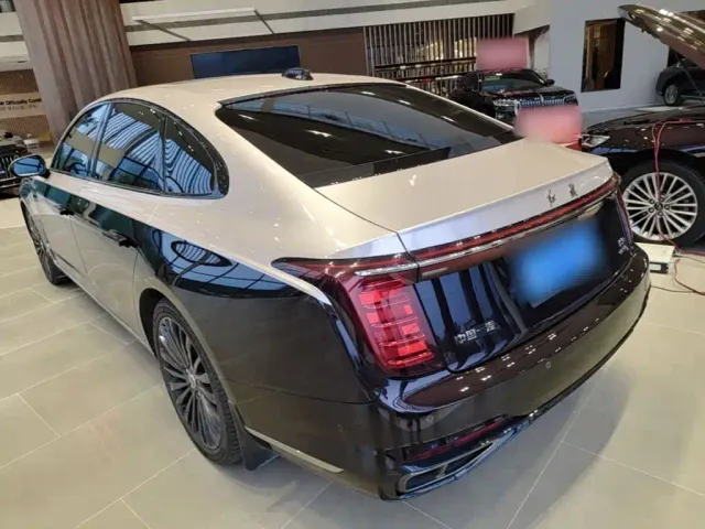 Hongqi H9 — Фото автомобиля 22