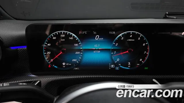 Mercedes-Benz A-Class — Фото автомобиля 8