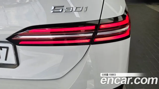 BMW 5-Series 5 серия (G60) 530i xDrive M Sport — Фото автомобиля 21