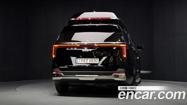 Kia Carnival — Фото автомобиля 4