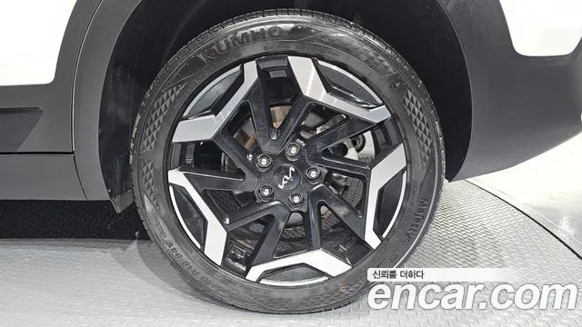 Kia Seltos Новый Seltos Бензин 1.6 турбо 2WD — Фото автомобиля 21