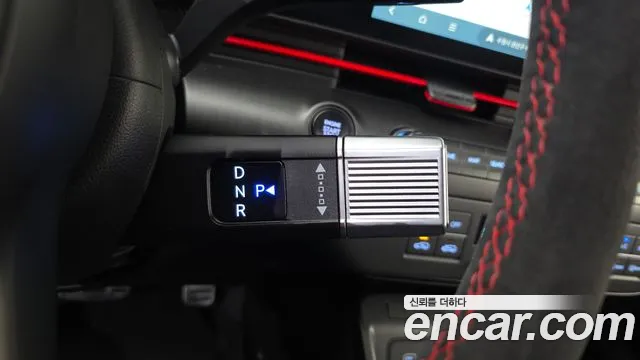 Hyundai Kona Kona (SX2) Бензин 1.6 турбо 2WD — Фото автомобиля 8