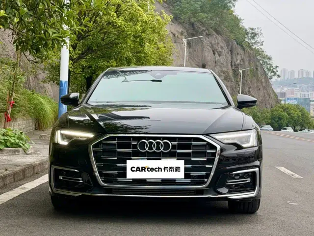 Audi A6L — Фото автомобиля 2