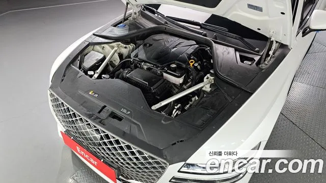 Genesis G80 RG3 — Фото автомобиля 6