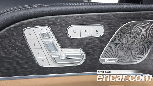 Mercedes-Benz GLS-Class — Фото автомобиля 27