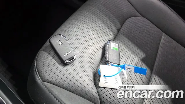 Kia Niro The All New — Фото автомобиля 22
