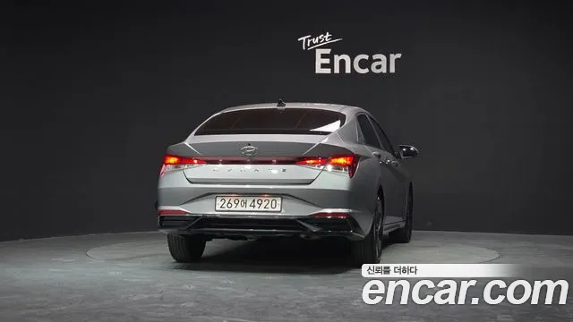 Hyundai AVANTE Avante (CN7) — Фото автомобиля 4
