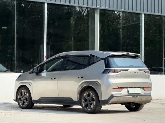 GAC Aion Y — Фото автомобиля 4
