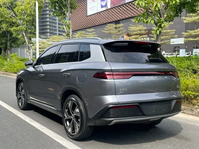 BYD Song Pro — Фото автомобиля 9