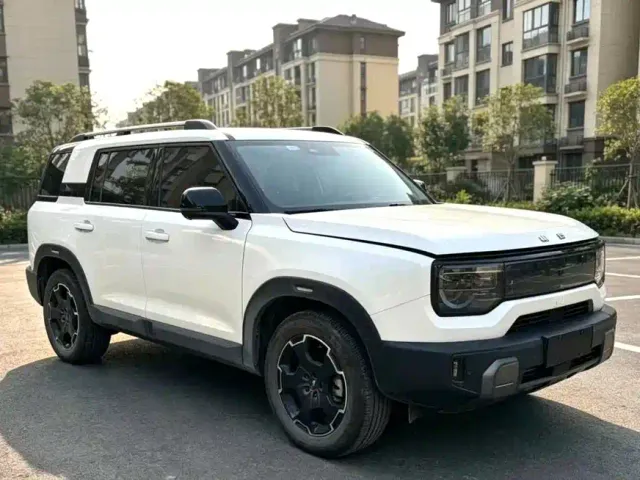 BAIC BJ30 — Фото автомобиля 3