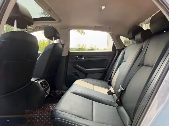 Honda Civic — Фото автомобиля 5