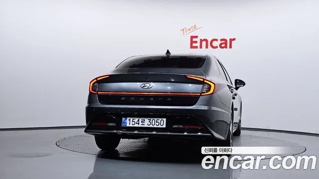 Hyundai Sonata — Фото автомобиля 4