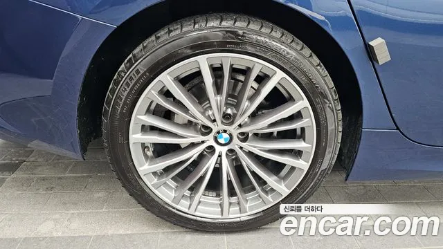 BMW 3-Series — Фото автомобиля 5