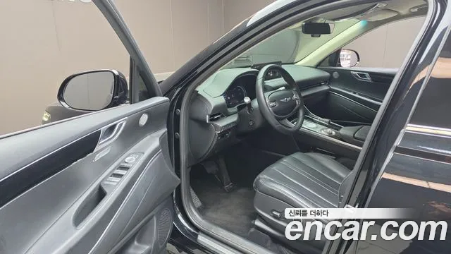 Genesis GV80 — Фото автомобиля 15