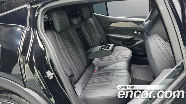 Peugeot 408 — Фото автомобиля 10