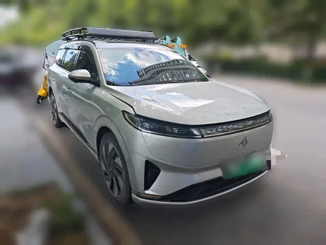 Dongfeng eπ 008 — Фото автомобиля 24
